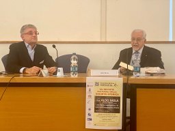 20221102-prof-aldo-mola-biblioteca-07